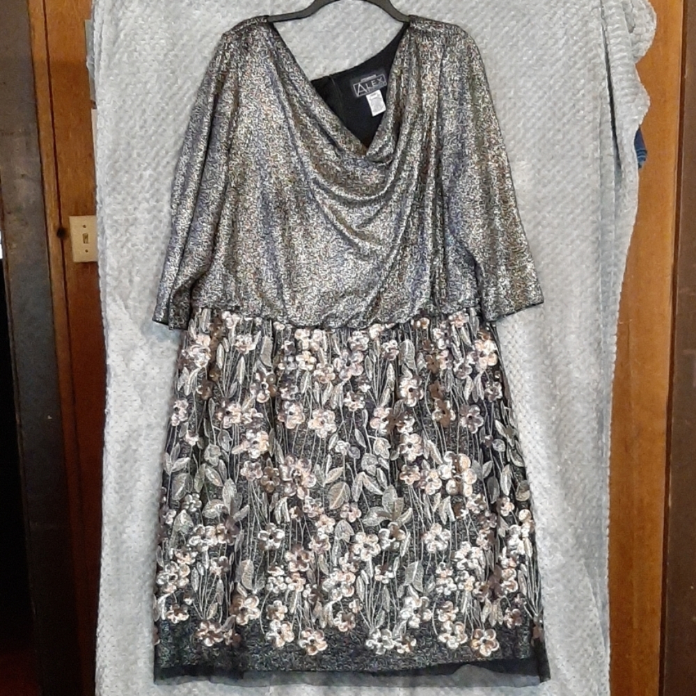 Alex Evenings dress